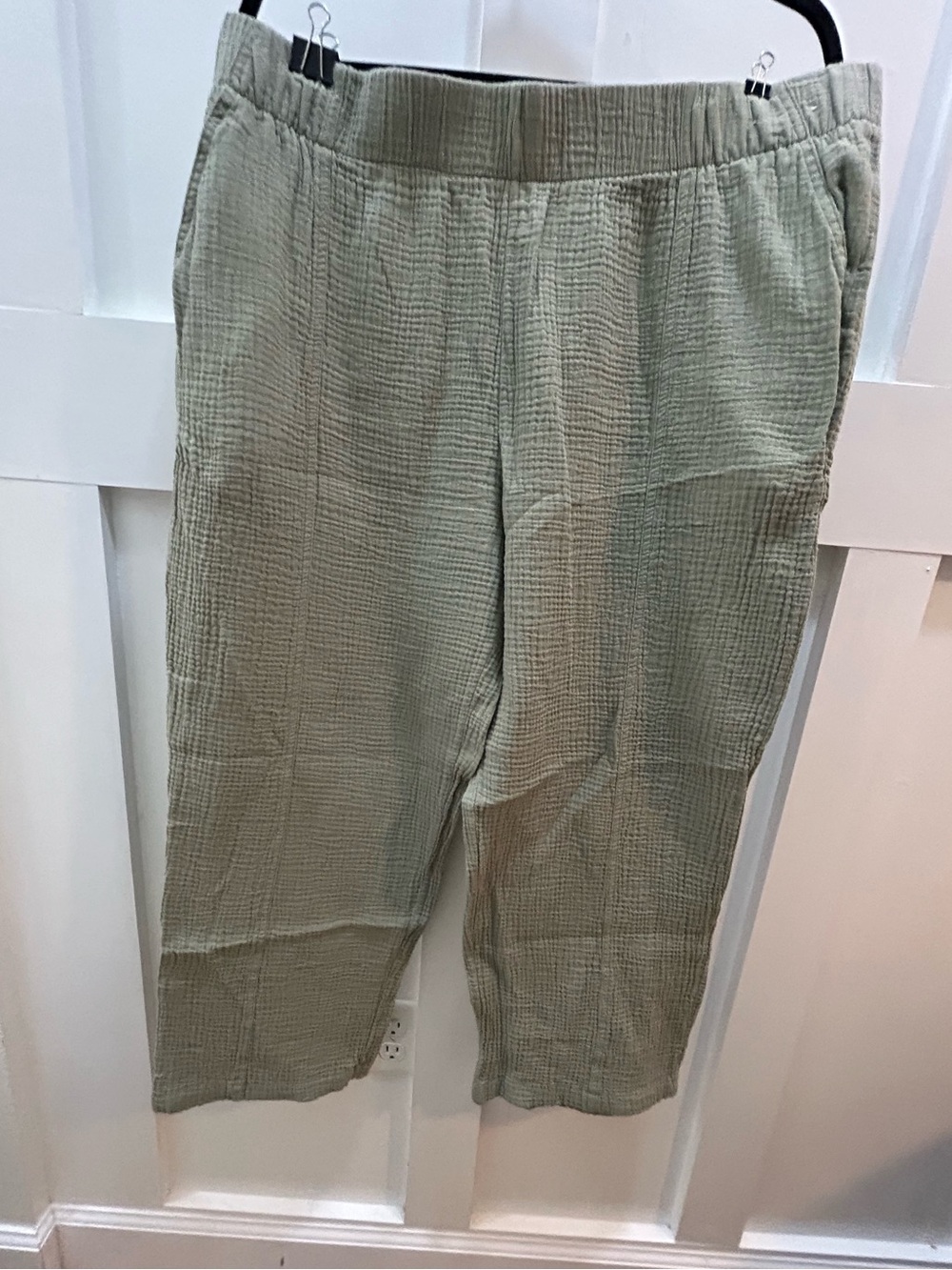 Like New Gauze Wide Leg Pants in Sage Green
